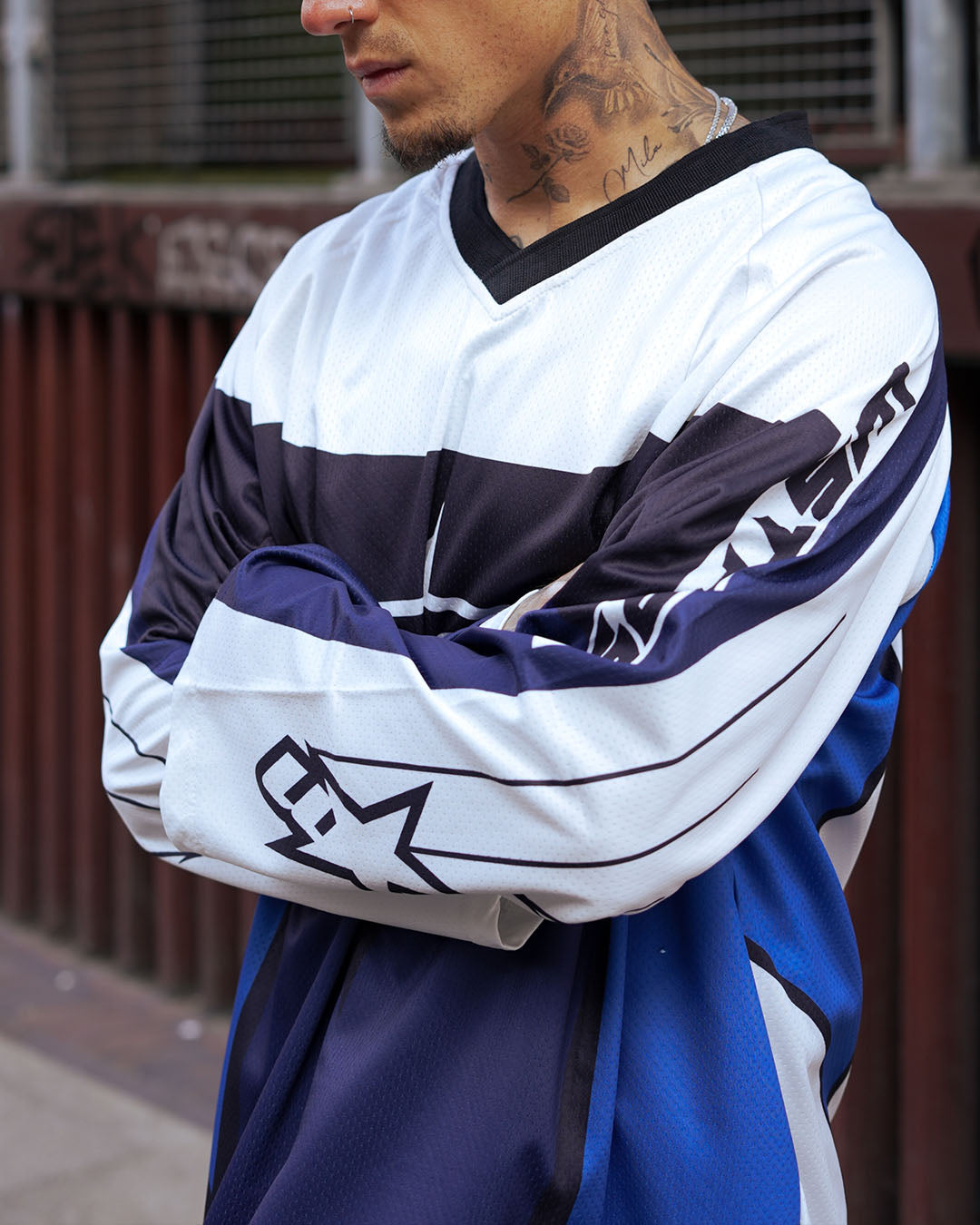 Zaavs Nova: Oversized Navy & White Streetwear Jersey